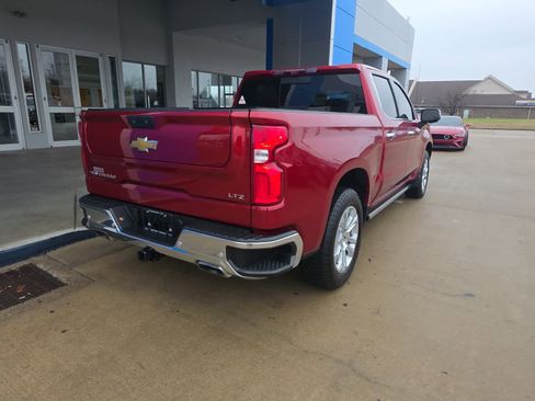 Used 2024 Chevrolet Silverado 1500 LTZ w/ Technology Package image 8