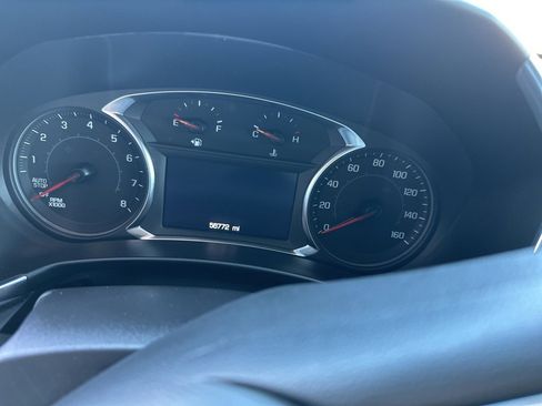 Used 2024 Chevrolet Equinox LT image 10