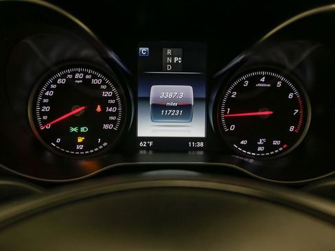 Used 2017 Mercedes-Benz C 300 4MATIC Sedan image 37