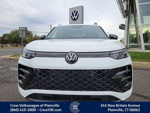 New 2026 Volkswagen Tiguan SE R-Line image 4