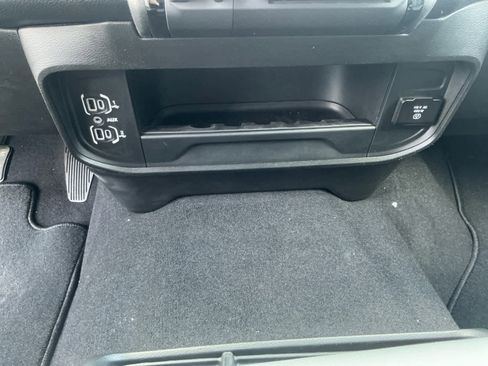 New 2025 RAM 2500 Tradesman image 26