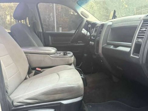 Used 2013 RAM 1500 Express RWD image 13