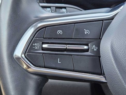 Used 2025 Chevrolet Equinox LT w/ Convenience Package II FWD image 21
