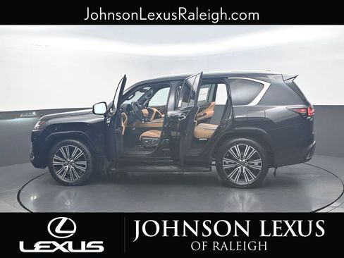 New 2026 Lexus LX 600 4WD w/ Accessory Package (2T) image 28