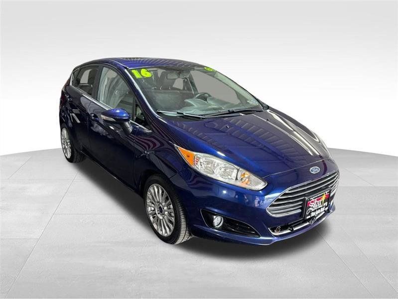 Used 2016 Ford Fiesta Titanium FWD image 3