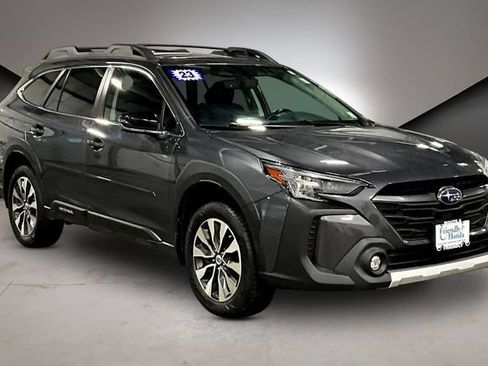 Used 2023 Subaru Outback Limited AWD/4WD image 3