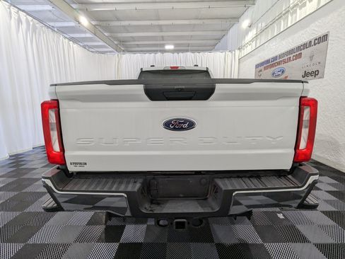 Used 2025 Ford F250 XLT AWD/4WD image 11