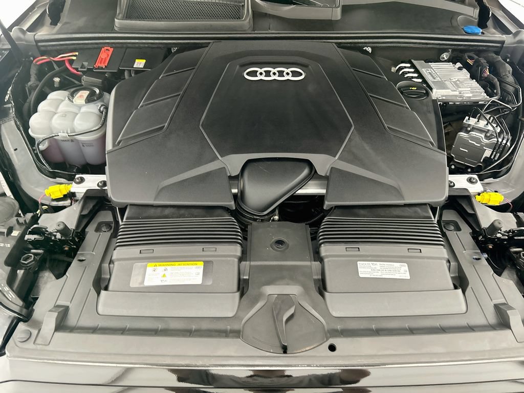 Used 2023 Audi Q7 3.0T Premium Plus AWD/4WD image 28