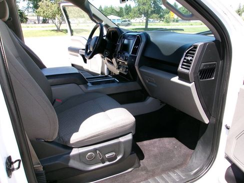 Used 2015 Ford F150 XLT w/ Equipment Group 302A Luxury AWD/4WD image 12