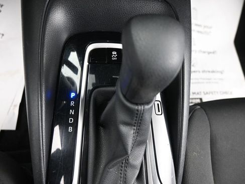 Used 2023 Toyota Corolla LE image 22