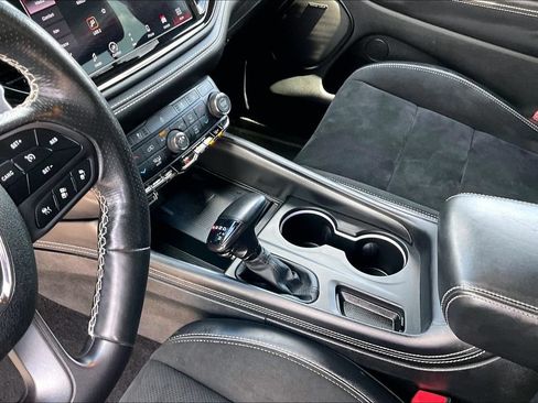 Certified 2022 Dodge Durango SRT w/ Technology Group AWD/4WD image 15