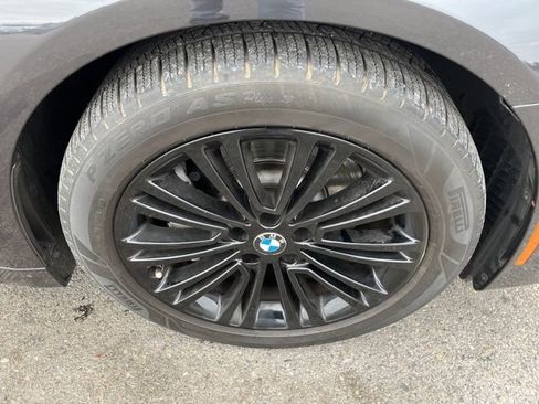 Used 2018 BMW 530i w/ Premium Package image 15