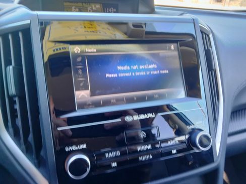 Used 2018 Subaru Crosstrek 2.0i Premium w/ Eyesight System image 22