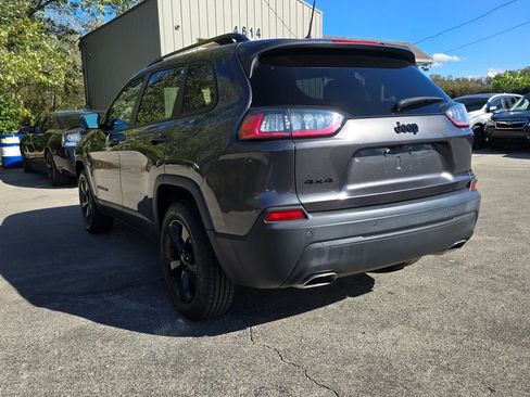 Used 2019 Jeep Cherokee Latitude Plus image 39