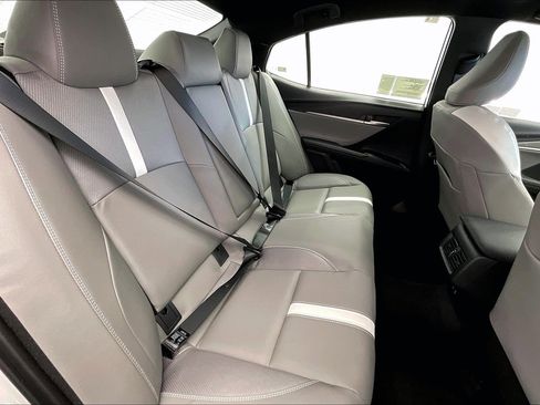 New 2026 Toyota Camry SE image 10