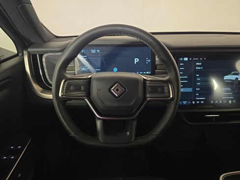 Used 2025 Rivian R1T Adventure AWD/4WD image 26