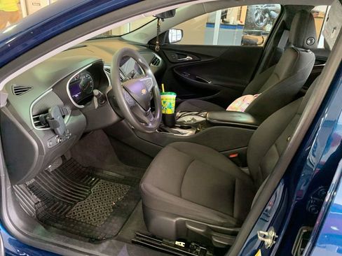 Used 2019 Chevrolet Malibu LS FWD image 12
