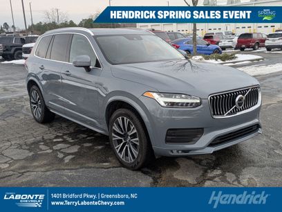 Used 2022 Volvo XC90 T5 Momentum w/ Climate Package