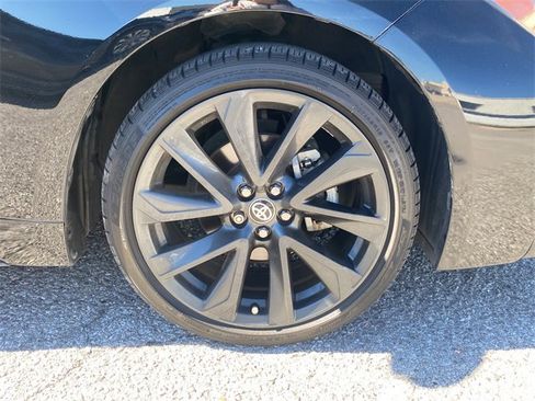 Used 2024 Toyota Corolla SE image 9