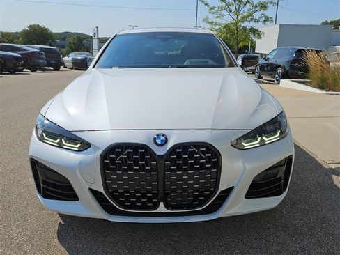Used 2023 BMW 440i xDrive Coupe w/ Premium Package image 9