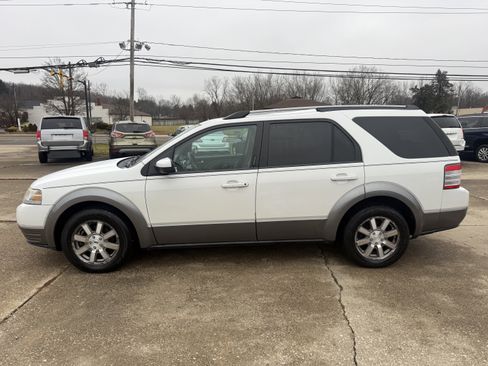 Used 2008 Ford Taurus X SEL image 5