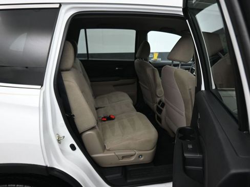 Used 2020 Honda Pilot EX image 45