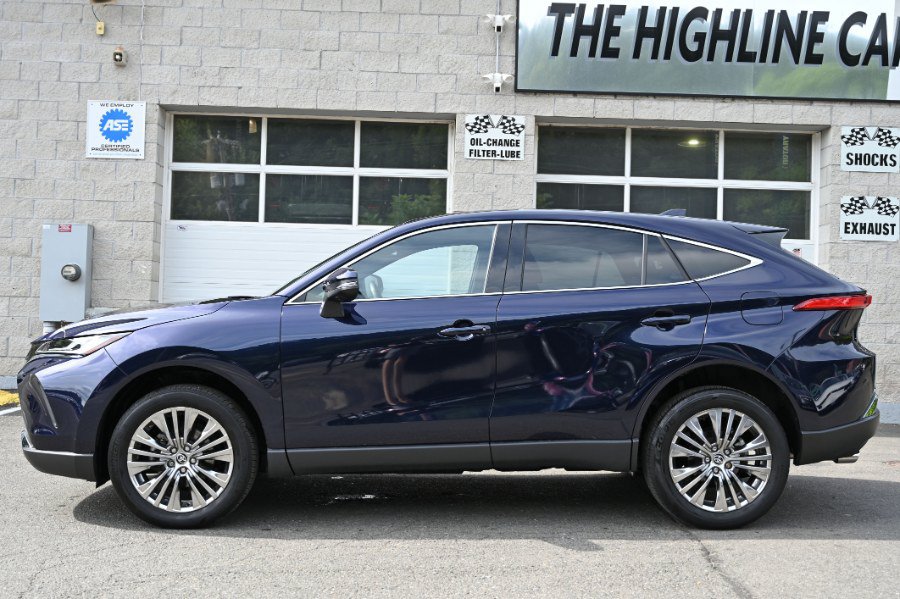 Used 2024 Toyota Venza Limited AWD/4WD image 4
