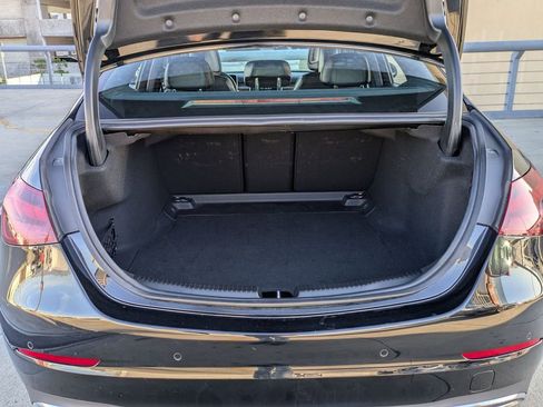 Used 2025 Mercedes-Benz C 300 4MATIC Sedan image 26