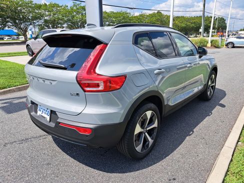 New 2026 Volvo XC40 B5 Plus w/ Protection Package Premier image 3