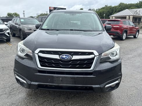 Used 2017 Subaru Forester 2.5i Limited AWD/4WD image 8