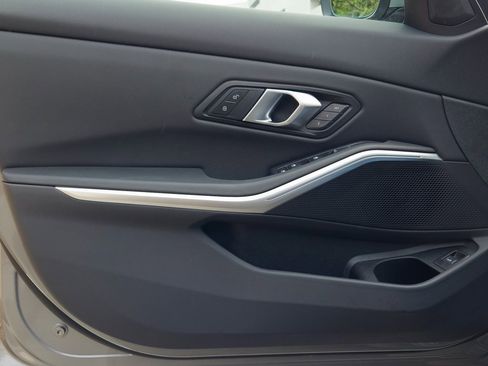 Used 2025 BMW 330i Sedan w/ Convenience Package image 12