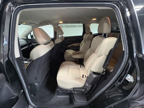 Used 2024 Subaru Ascent Premium w/ Convenience Package AWD/4WD image 29