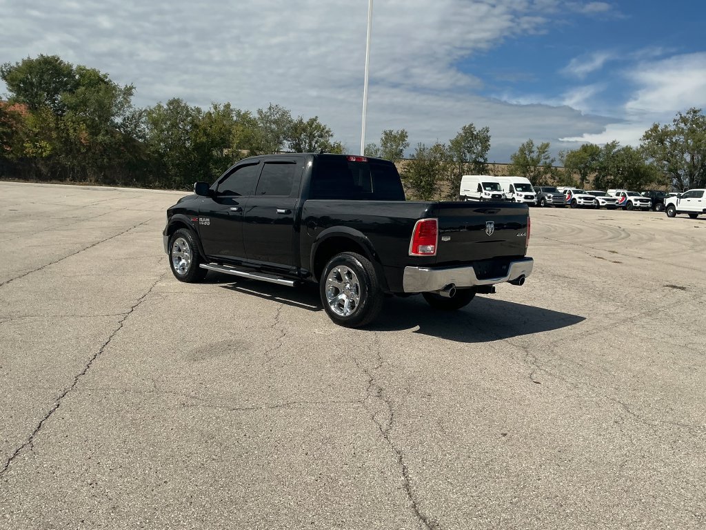 Used 2016 RAM 1500 Laramie AWD/4WD image 3