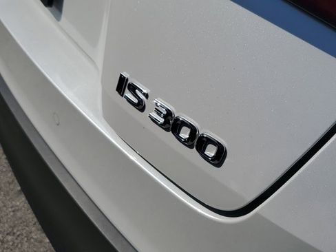 Used 2023 Lexus IS 300 w/ Comfort Package RWD image 10