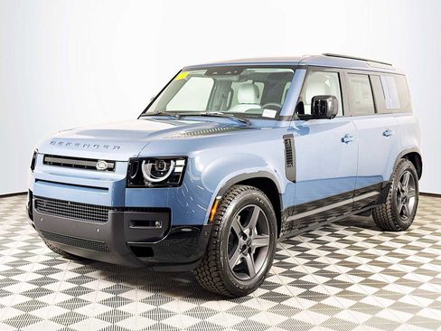 New 2026 Land Rover Defender 110 X-Dynamic SE AWD/4WD image 1