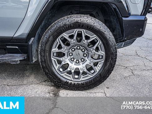 Used 2024 GMC Hummer EV 3X AWD/4WD image 16