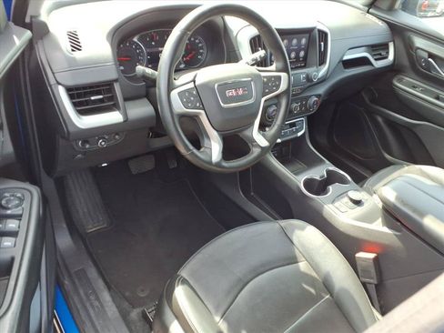 Certified 2024 GMC Terrain SLT AWD/4WD image 10