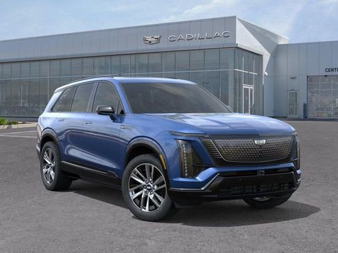 New 2026 Cadillac Vistiq Sport w/ LPO, Floor Liner Package AWD/4WD image 7