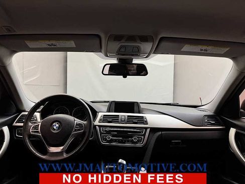 Used 2014 BMW 320i xDrive Sedan image 11