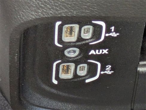 Used 2024 RAM 3500 Big Horn image 26