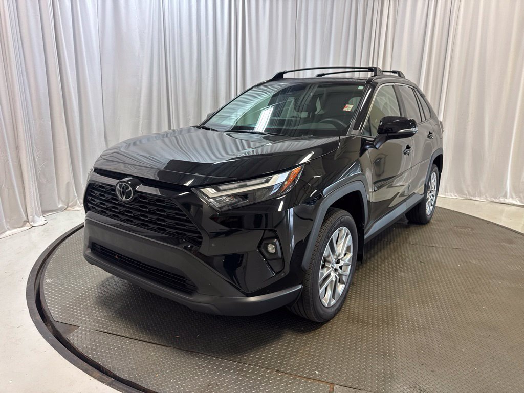 Used 2024 Toyota RAV4 XLE Premium w/ Weather Package AWD/4WD image 26