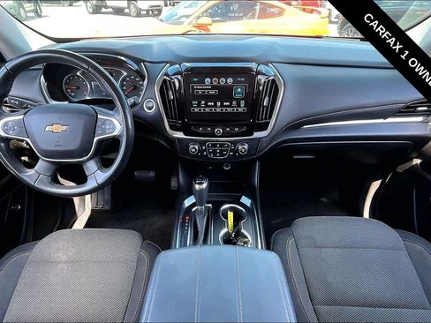 Used 2018 Chevrolet Traverse LT FWD image 5