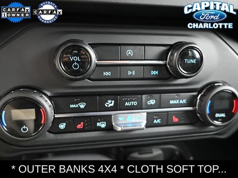Used 2025 Ford Bronco Outer Banks AWD/4WD image 18
