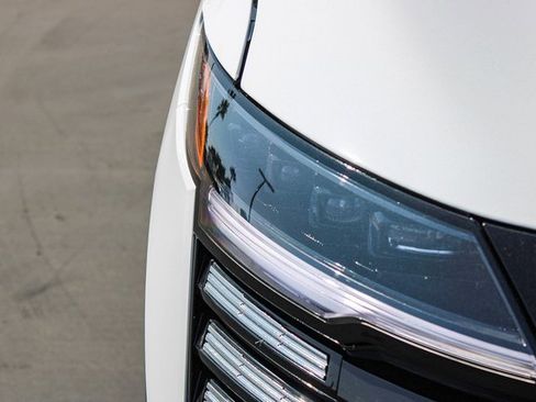 New 2026 Nissan Kicks SV image 11