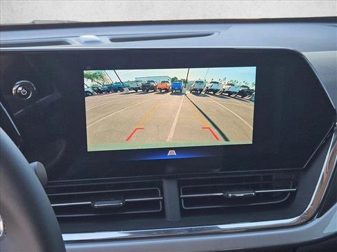 New 2026 Chevrolet Trax LT w/ Driver Confidence Package image 13