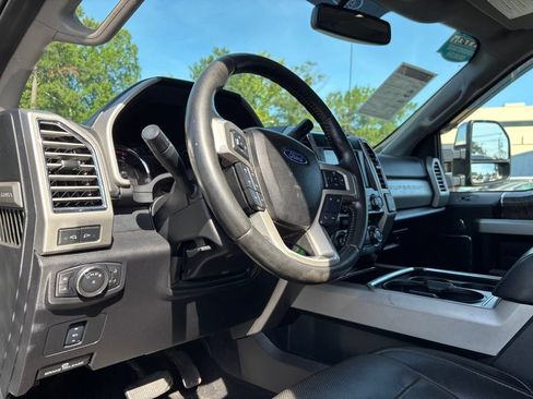 Used 2017 Ford F350 Lariat w/ Chrome Package AWD/4WD image 19