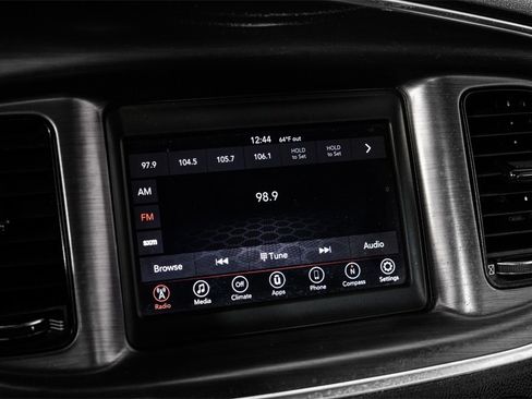 Used 2018 Dodge Charger SXT w/ Blacktop Package image 26