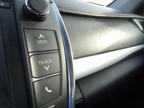 Used 2015 Toyota Camry SE image 14