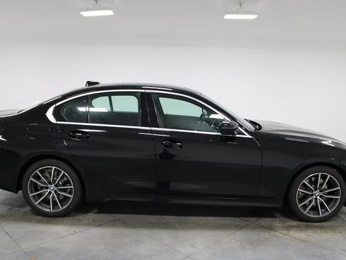 Used 2019 BMW 330i Sedan w/ Convenience Package image 11
