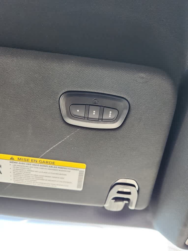 Used 2022 RAM 1500 4x4 Crew Cab image 22